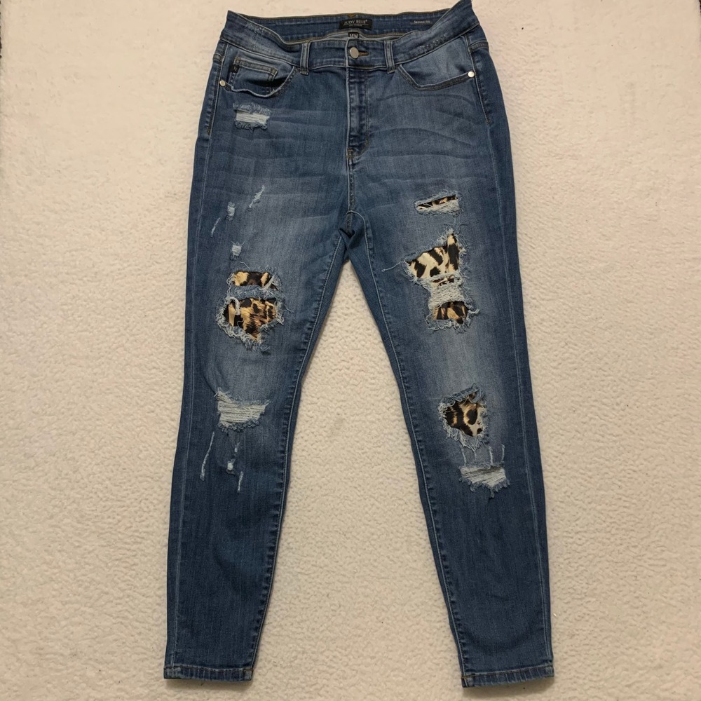 Judy Blue Skinny Fit Jeans Womens 14W (32x28) Leopard Patch Distressed Stretch